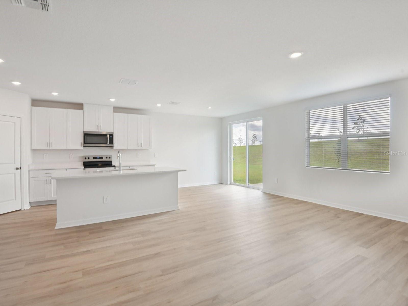 BENTON HILLS - Residential