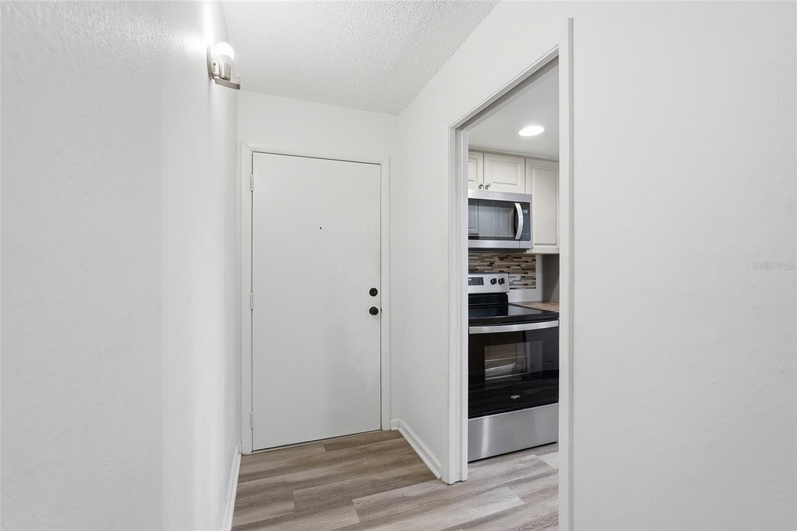 TOWERS CONDO - Residential