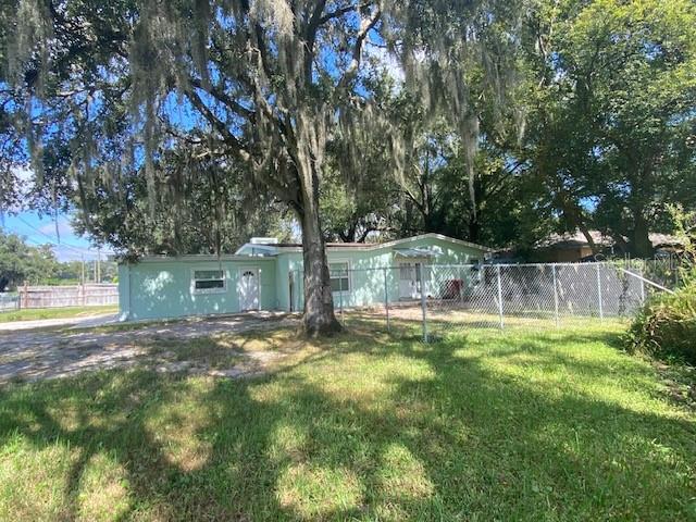 PALM HEIGHTS RESUB - Residential Lease