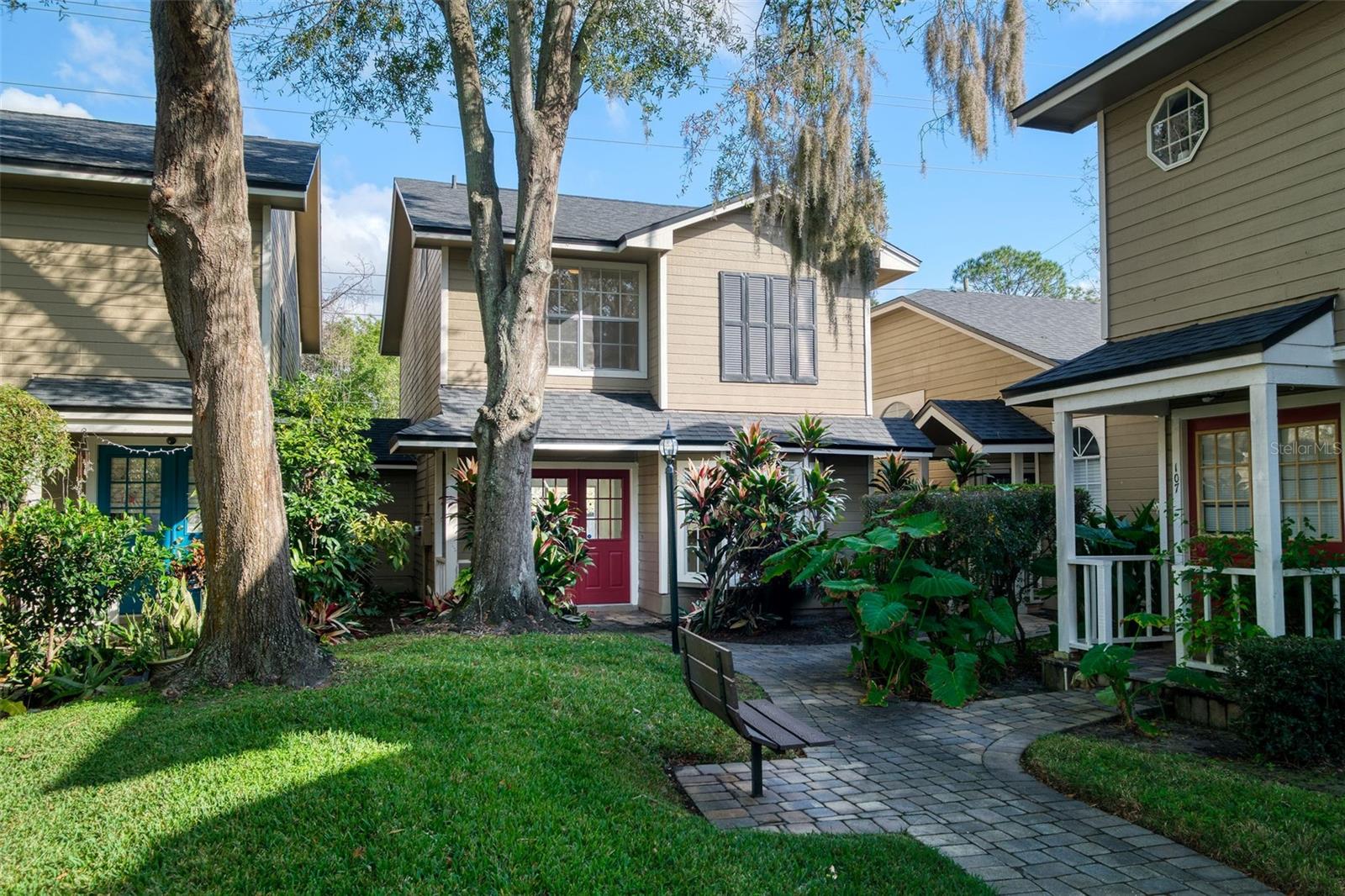 LAKEVIEW VILLAGE CONDO 10 - Residential