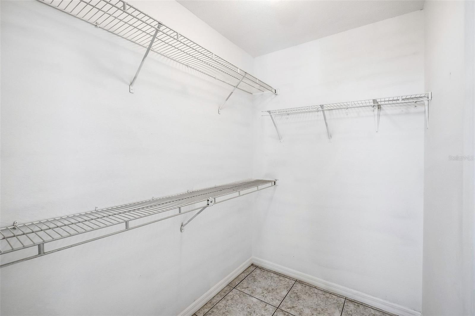 LAKEVIEW VILLAGE CONDO 10 - Residential