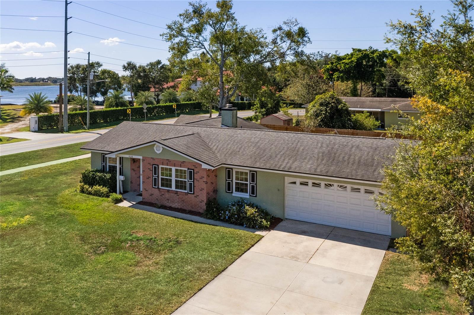 ROBERTA PLACE - Residential