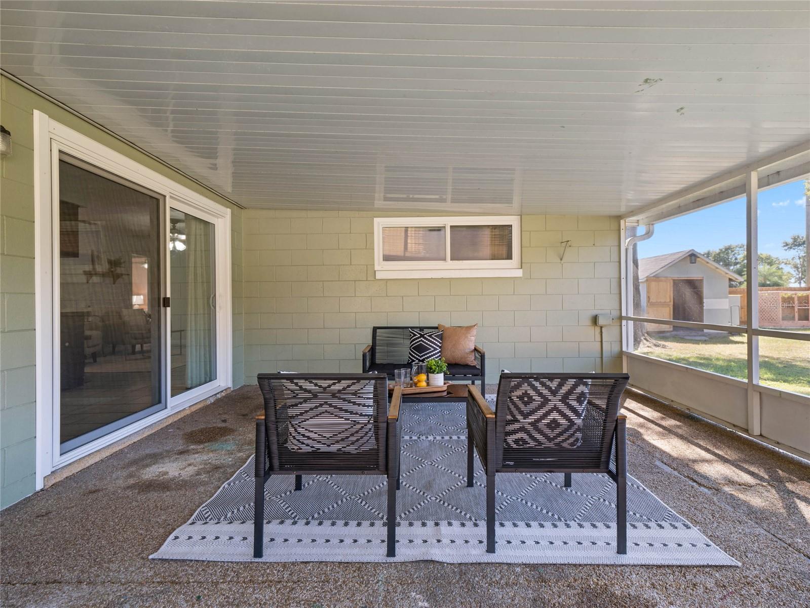 ROBERTA PLACE - Residential