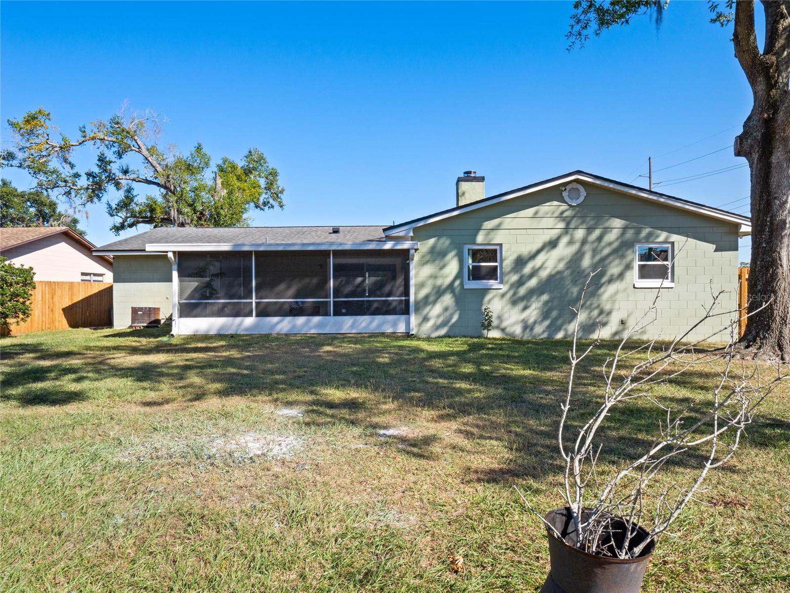 ROBERTA PLACE - Residential