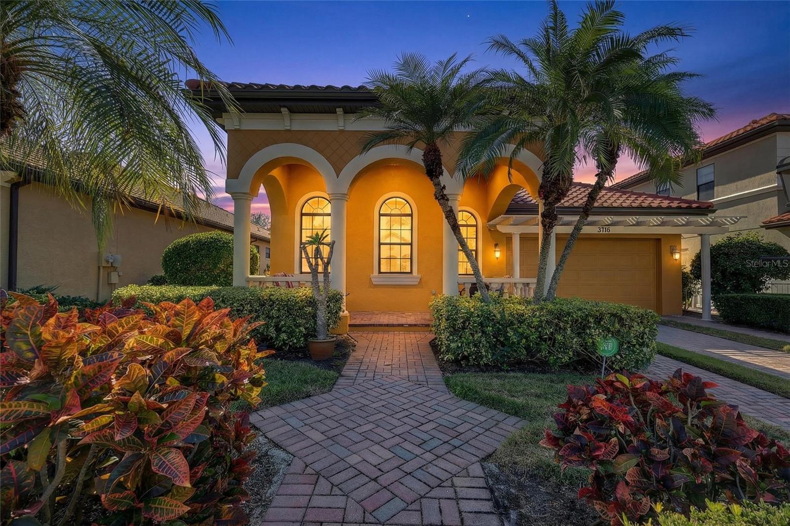 RESIDENCES AT UNIVERSITY GROVES - Residential