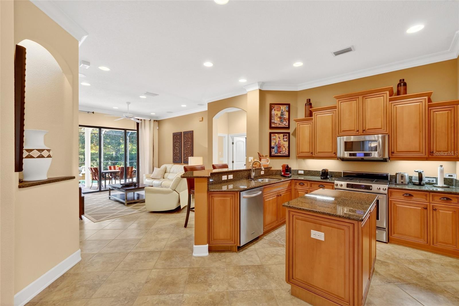 RESIDENCES AT UNIVERSITY GROVES - Residential