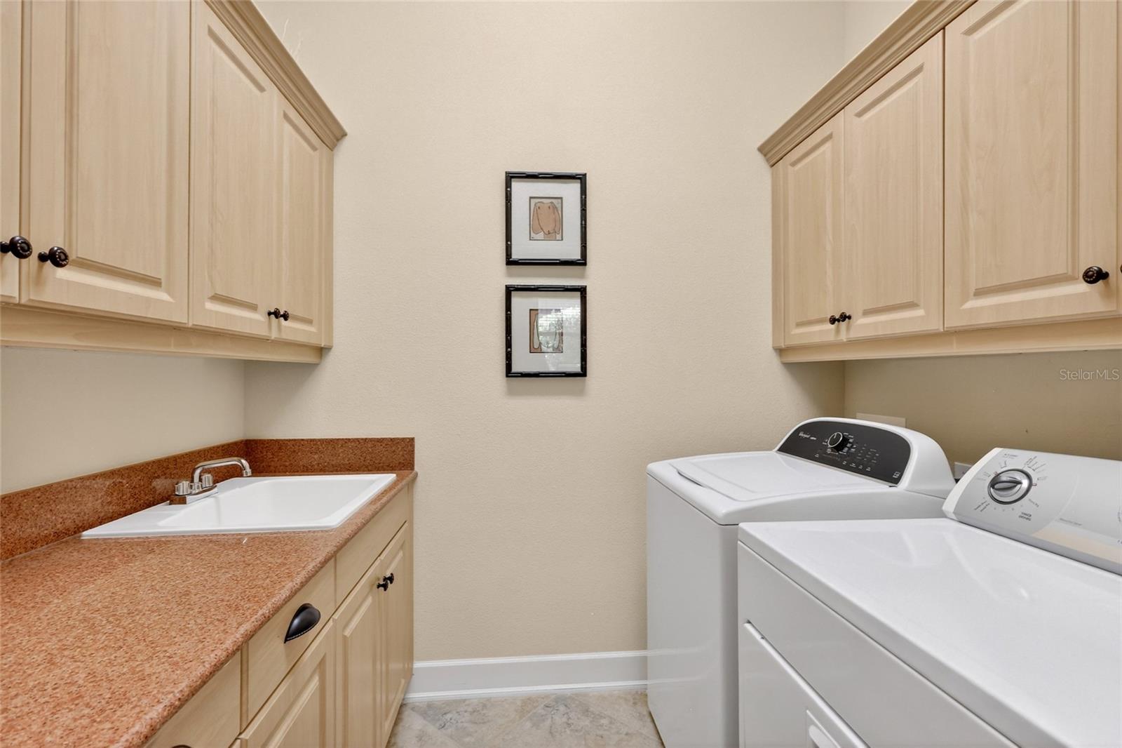 RESIDENCES AT UNIVERSITY GROVES - Residential