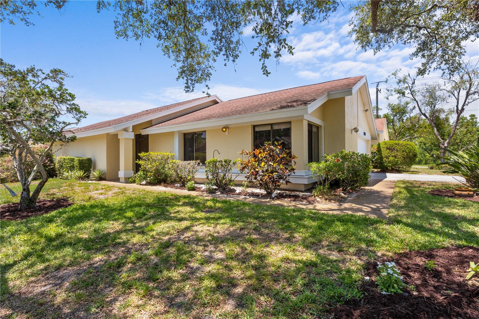 4203 CARRIAGE DRIVE 27