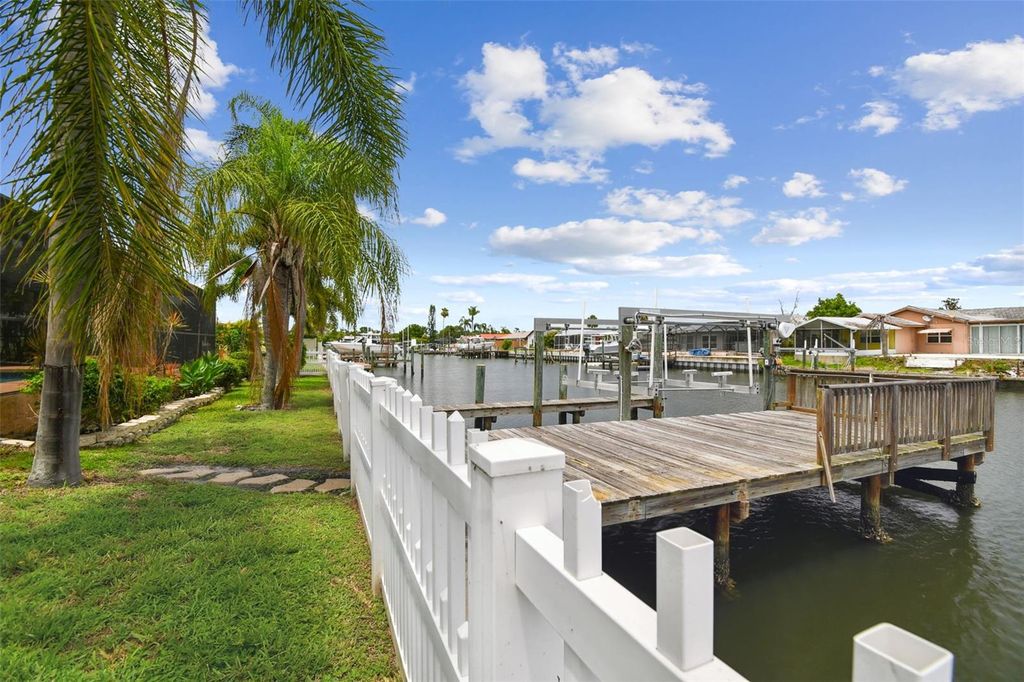 Photo of 3921 E Eden Roc Circle, Tampa, FL 33634 (MLS # TB8403469)