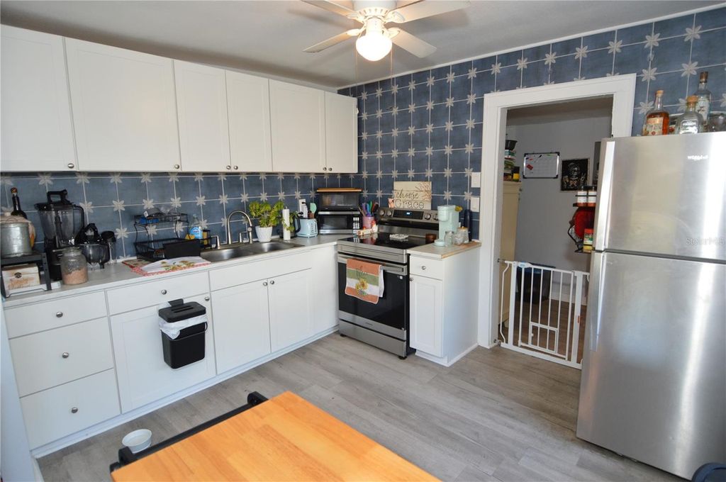 Photo of 2852 60th Avenue N, St Petersburg, FL 33714 (MLS # TB8493238)