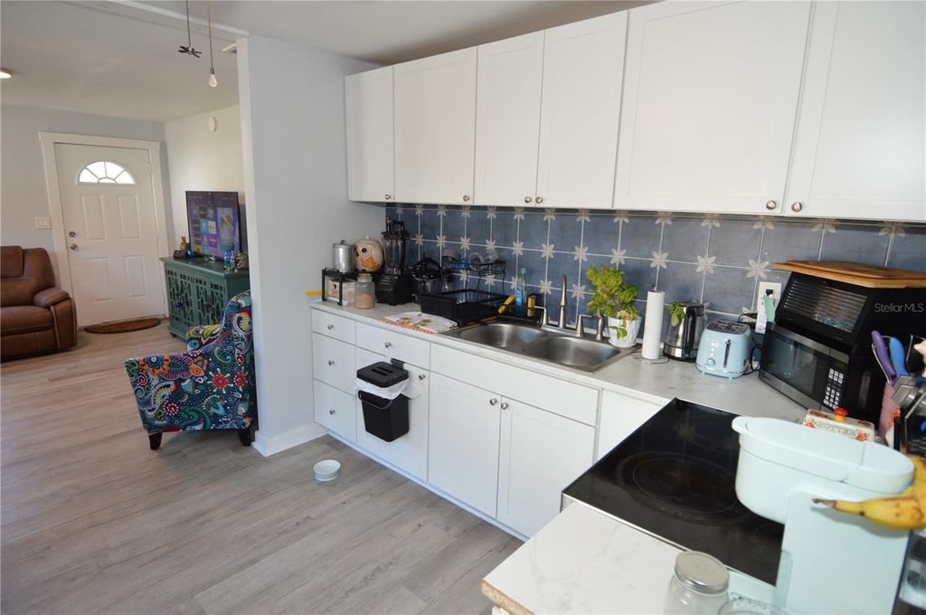 Photo of 2852 60th Avenue N, St Petersburg, FL 33714 (MLS # TB8493238)