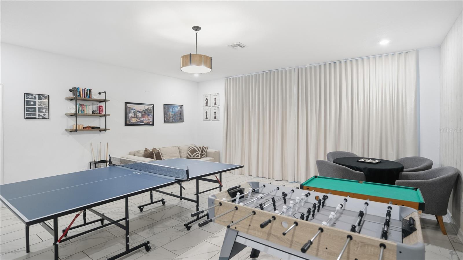 STOREY LAKE PH 3 - Residential