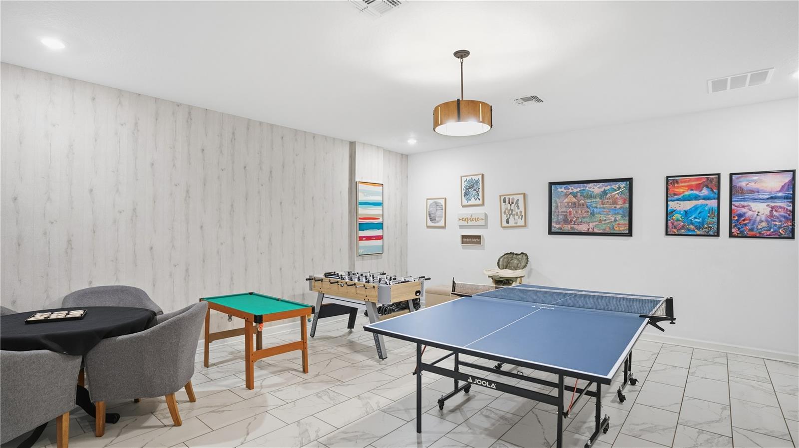 STOREY LAKE PH 3 - Residential