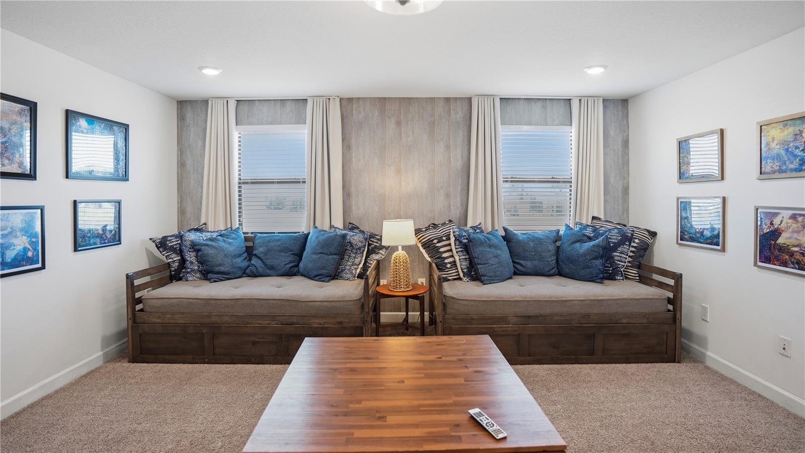 STOREY LAKE PH 3 - Residential