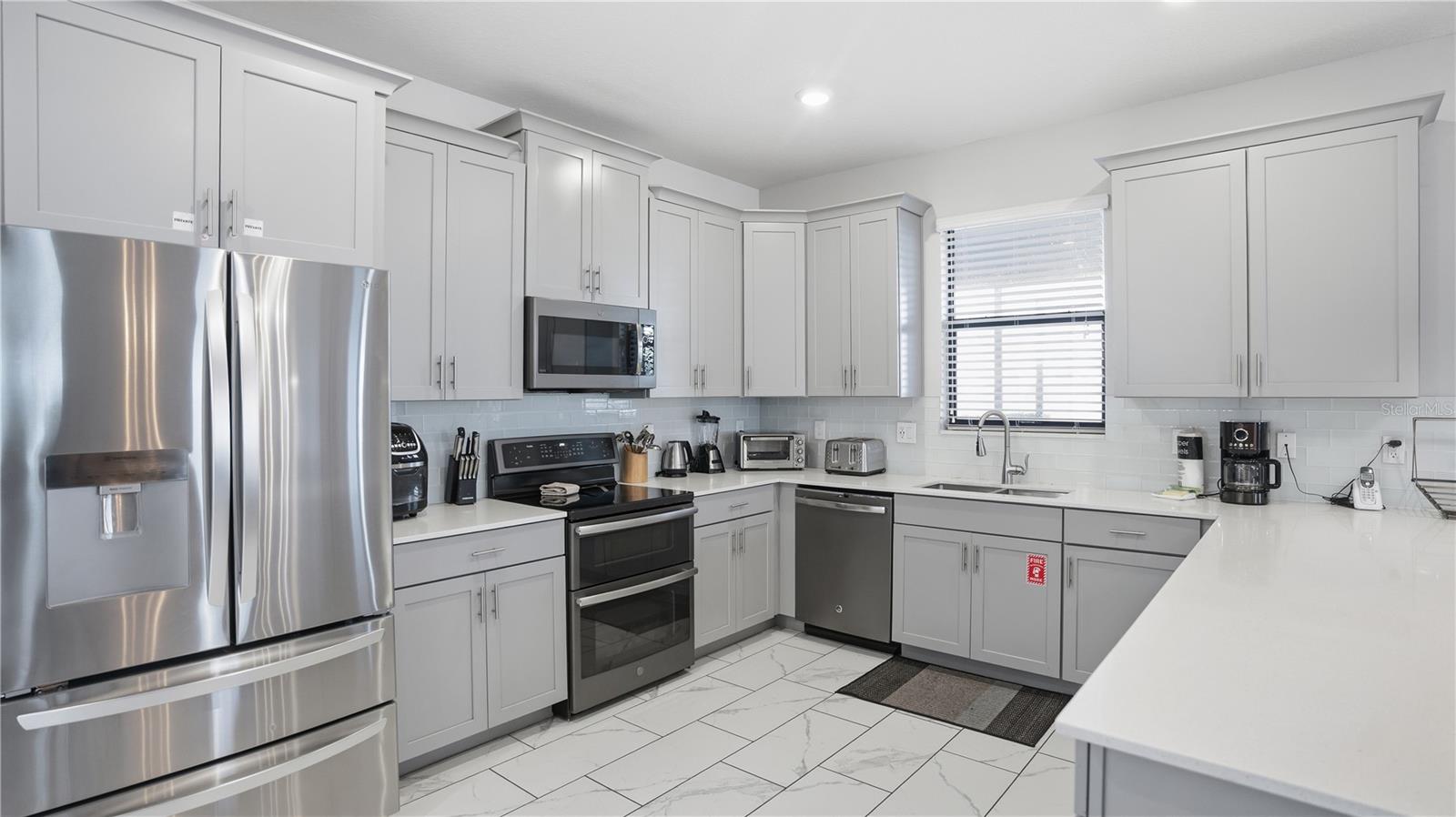 STOREY LAKE PH 3 - Residential