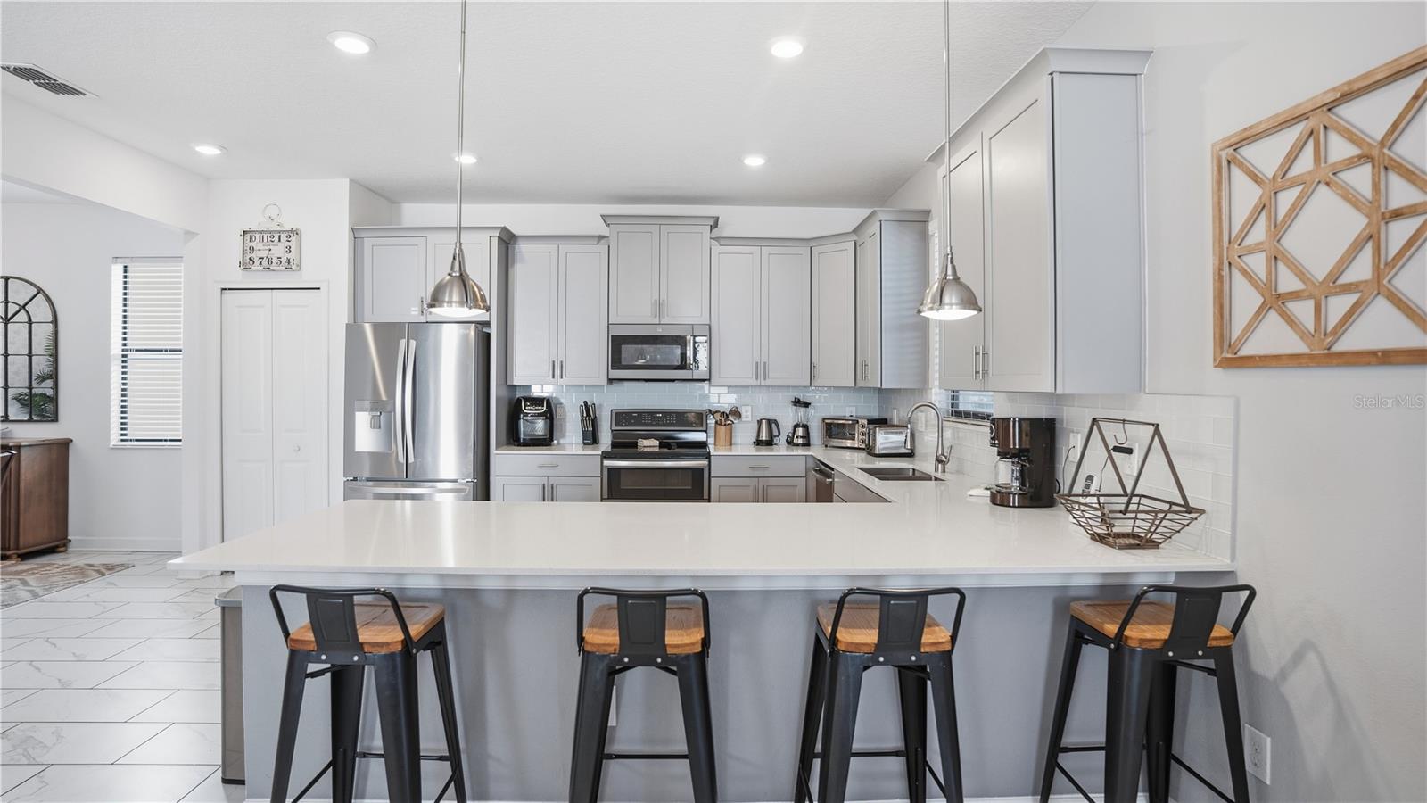 STOREY LAKE PH 3 - Residential