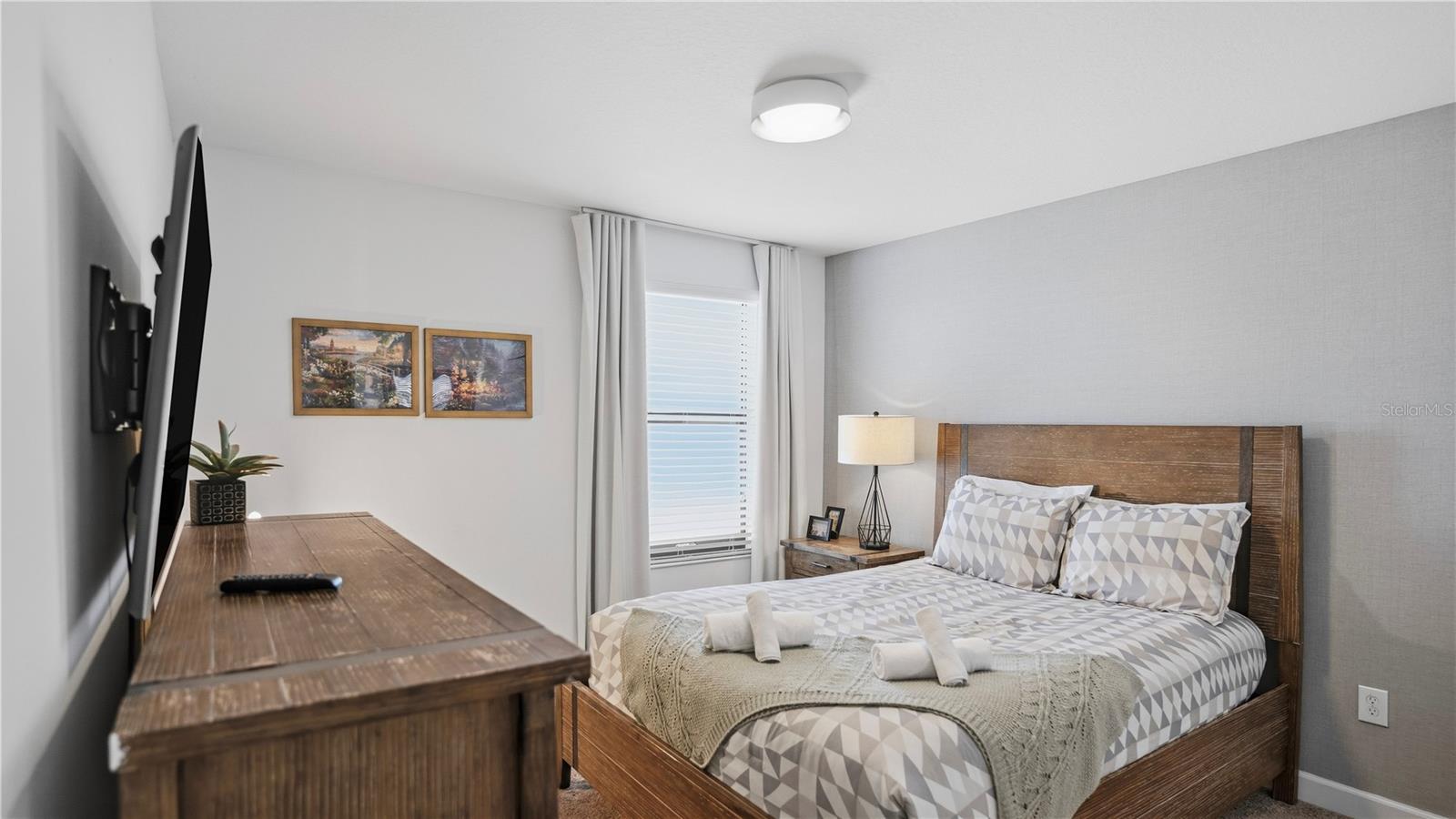 STOREY LAKE PH 3 - Residential