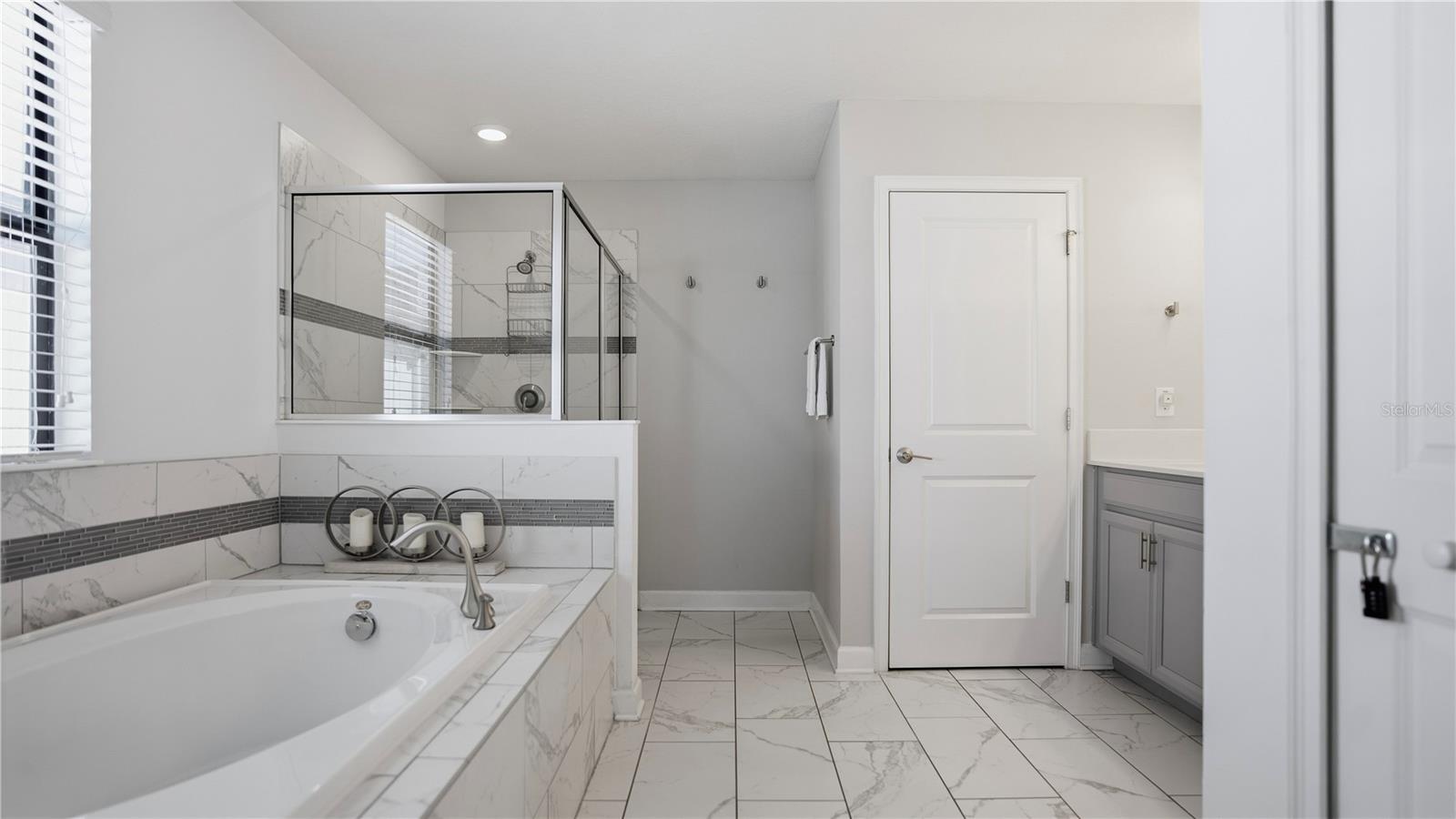 STOREY LAKE PH 3 - Residential