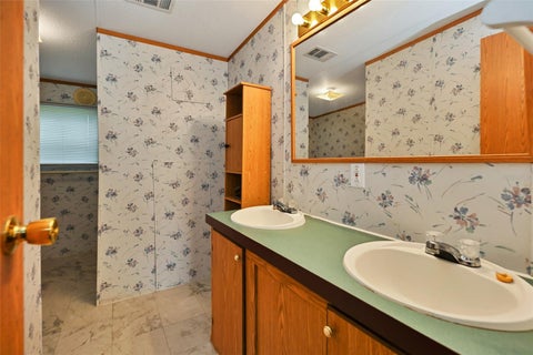 Tiny photo for 19566 NW 123rd Court, Micanopy, FL 32667 (MLS # OM733385)
