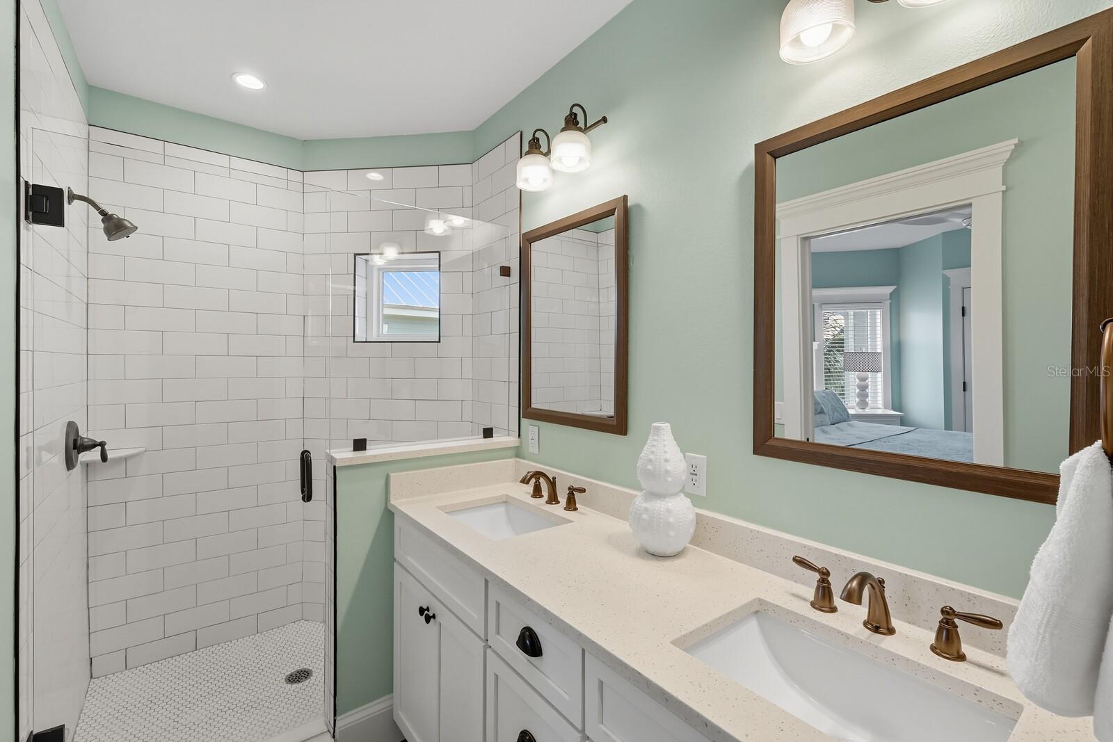 CORTEZ BEACH PB1/203 & - Residential