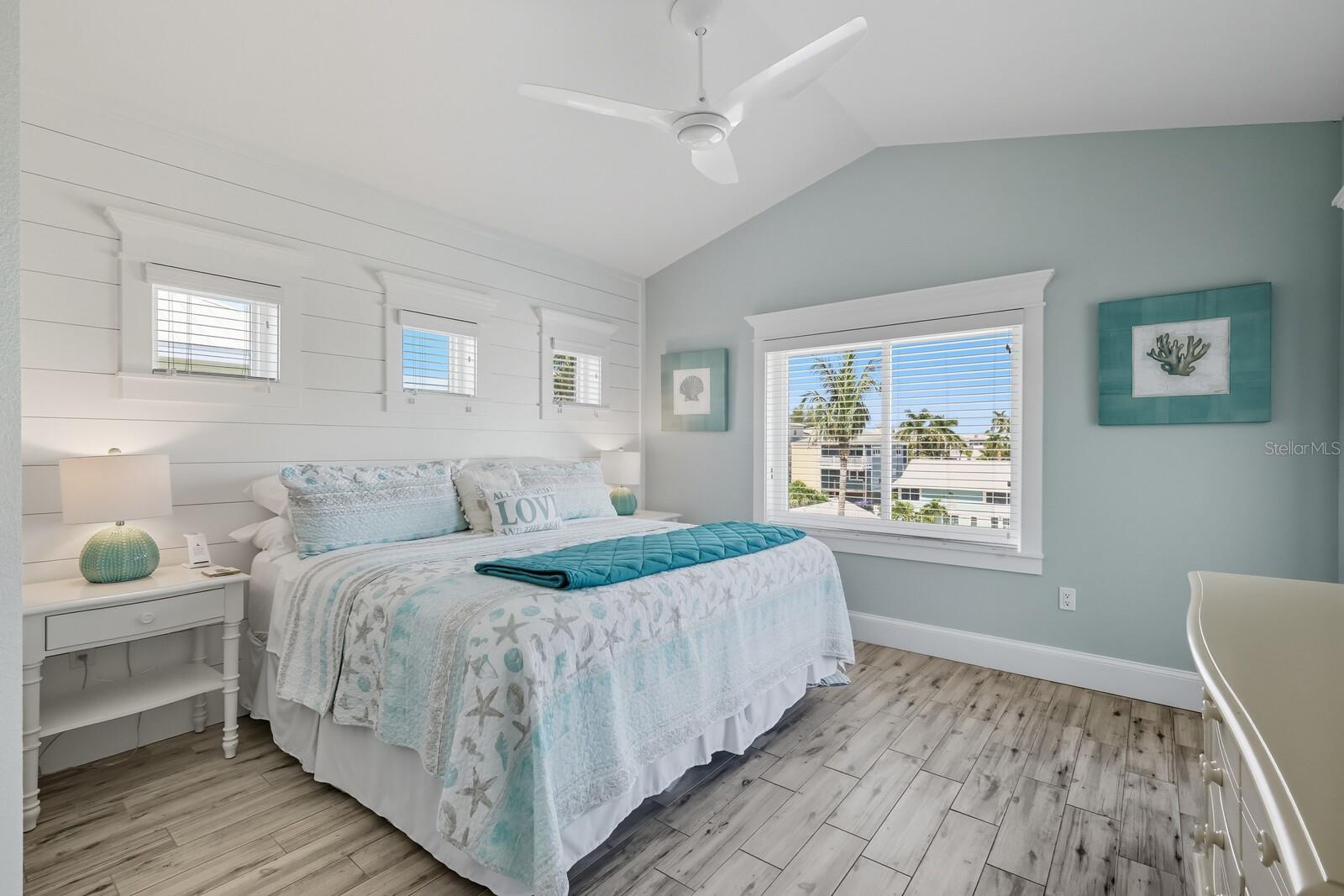 CORTEZ BEACH PB1/203 & - Residential