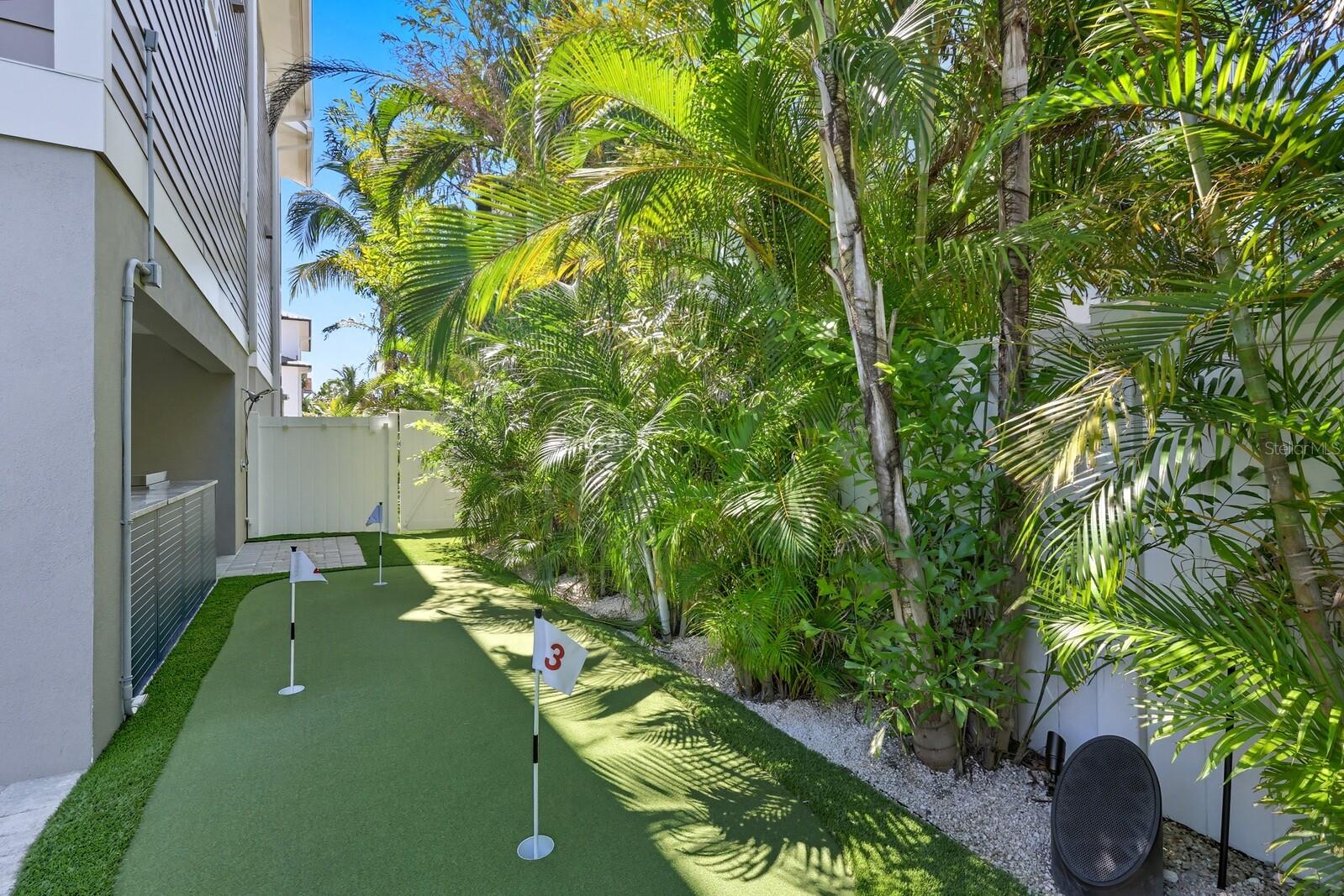 CORTEZ BEACH PB1/203 & - Residential