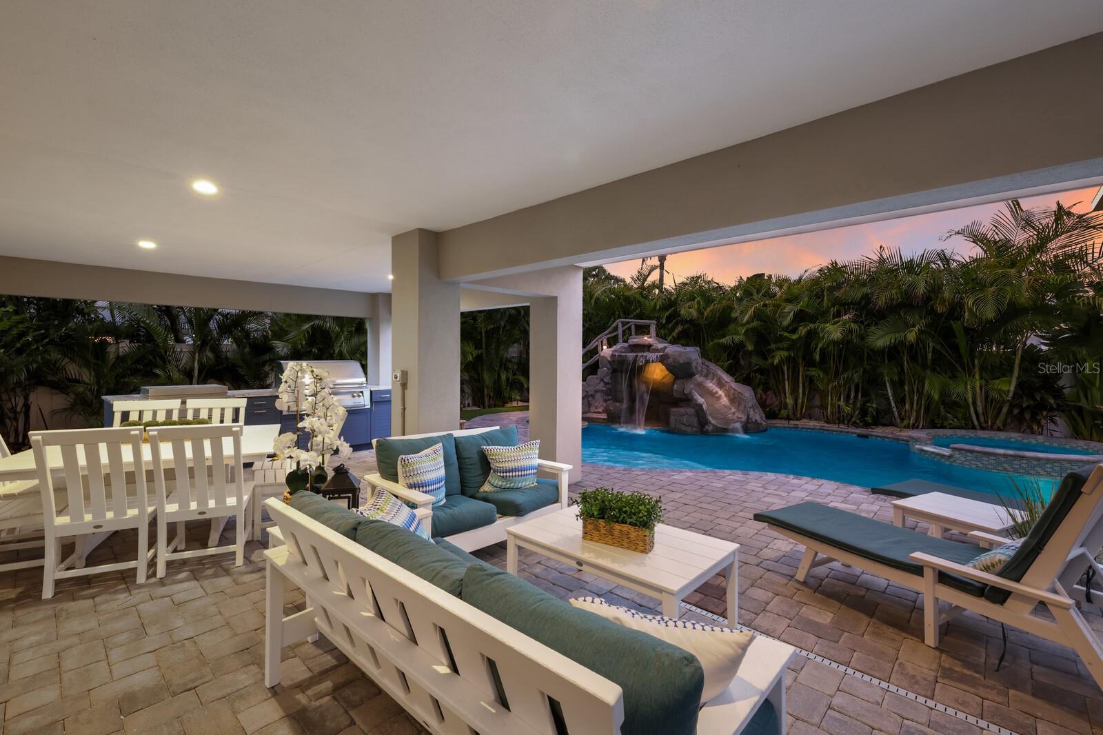 CORTEZ BEACH PB1/203 & - Residential