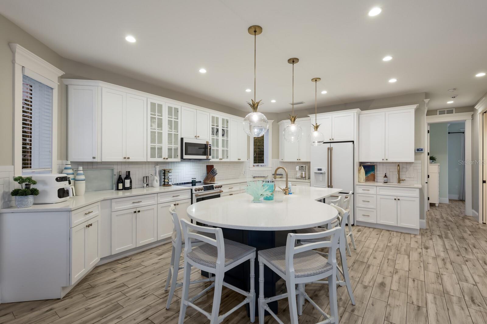 CORTEZ BEACH PB1/203 & - Residential