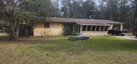 A home in DUNNELLON