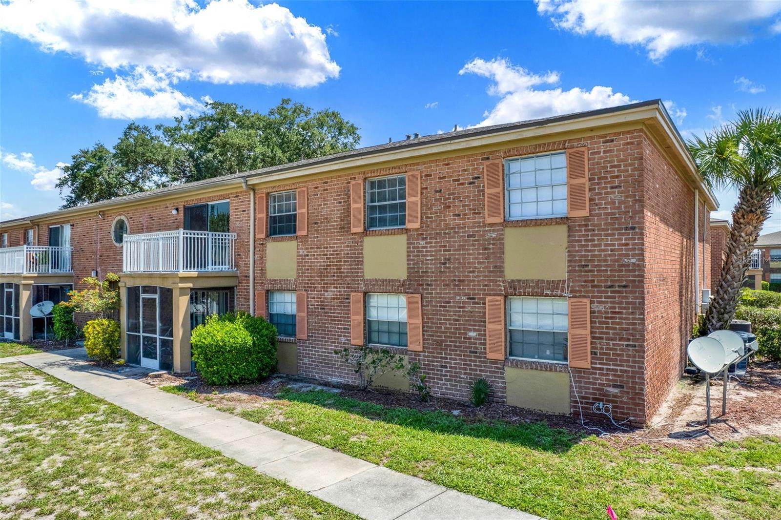 2423 BRANCH WAY 207