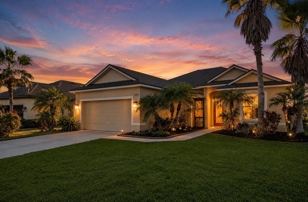 Photo of 12807 24th Street Circle E, Parrish, FL 34219 (MLS # A4684498)