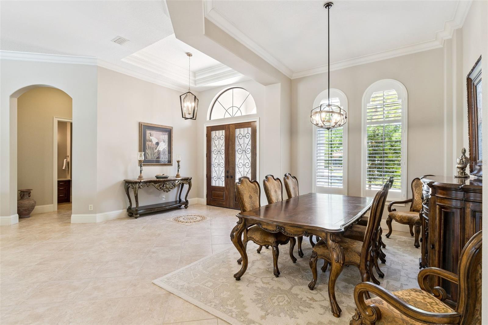 HEATHROW COUNTRY ESTATE HOMES - Residential