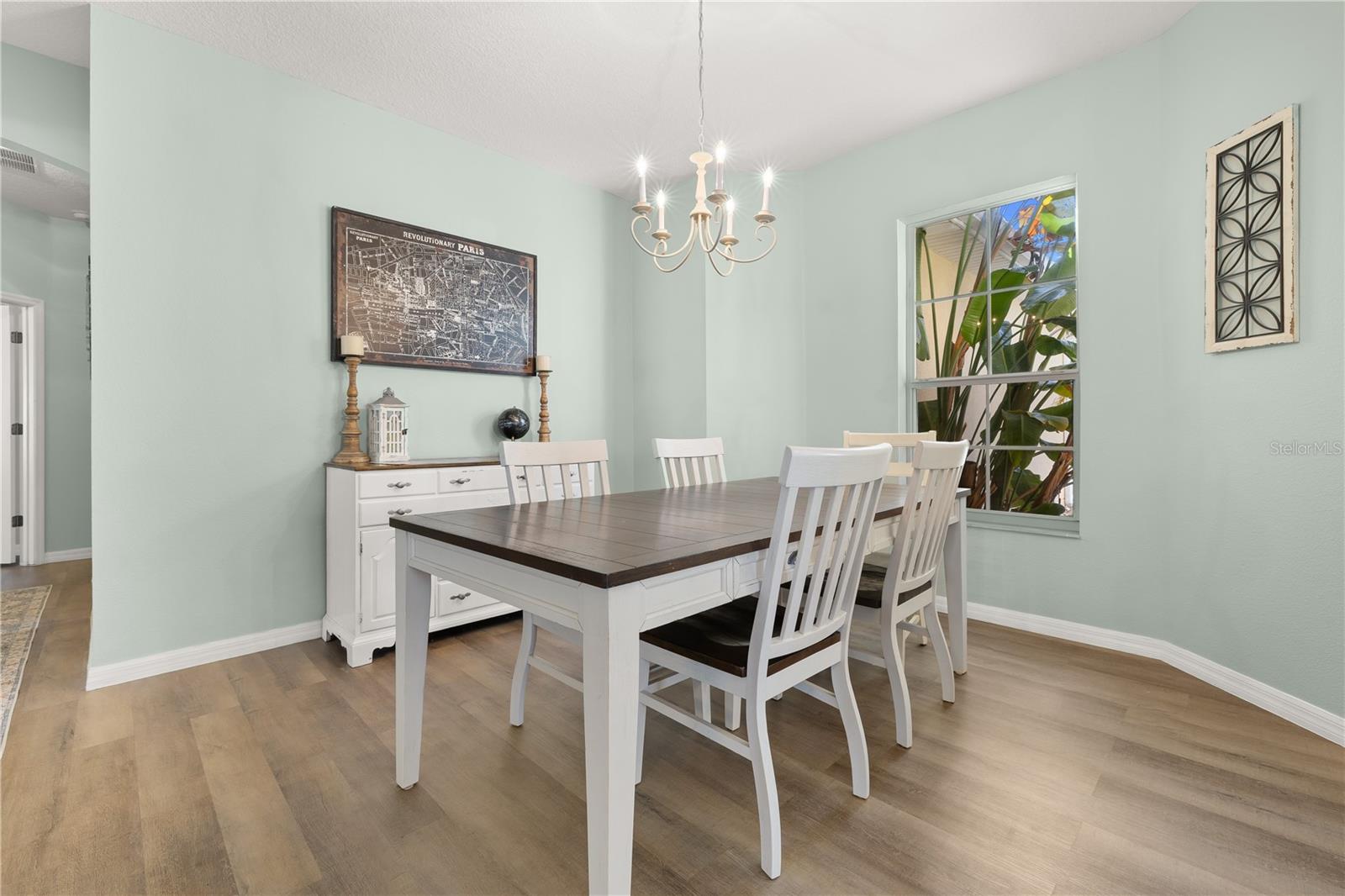 1831 WINDWARD OAKS COURT