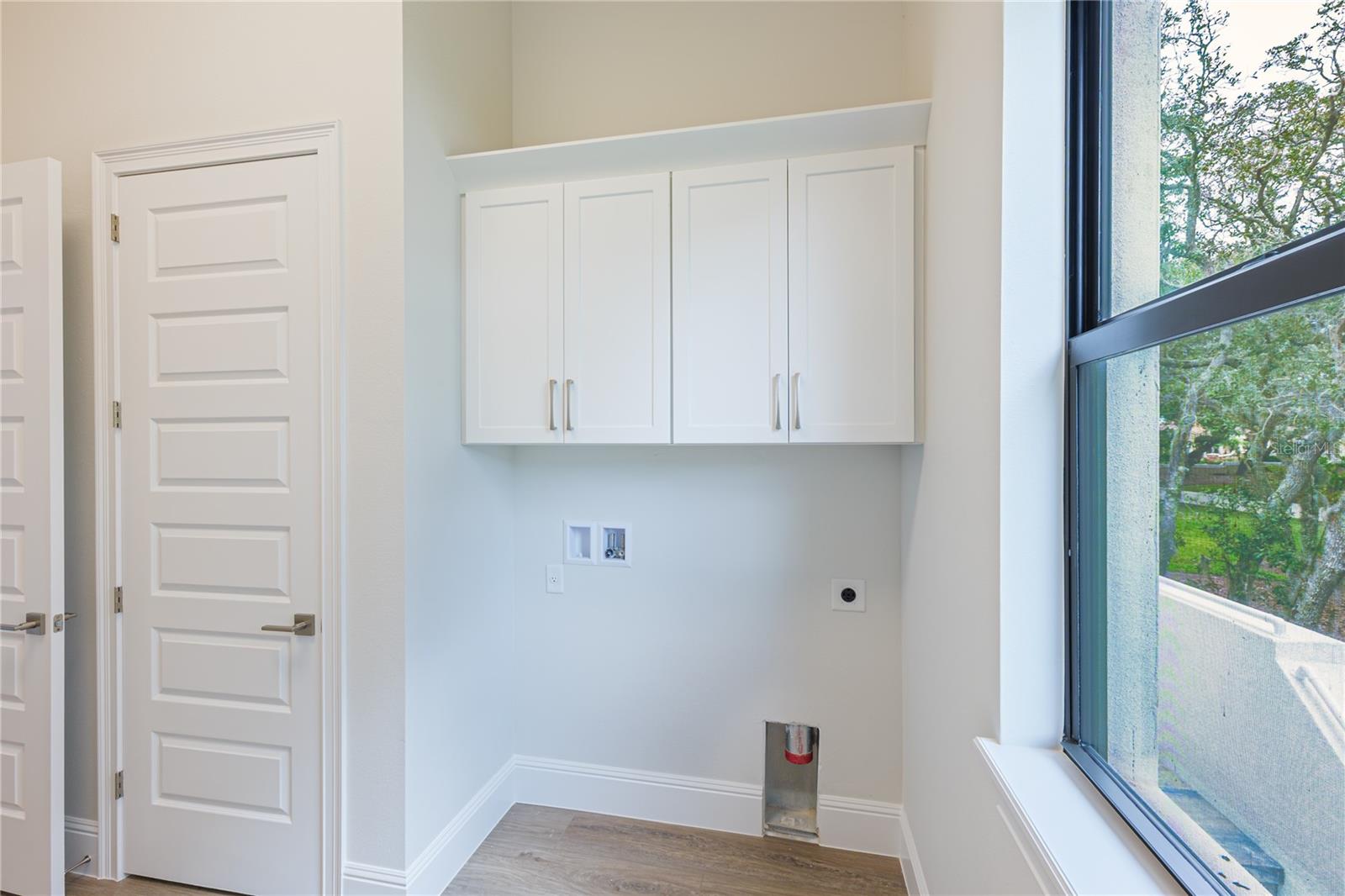 ISLAND ESTATES SUB - Residential