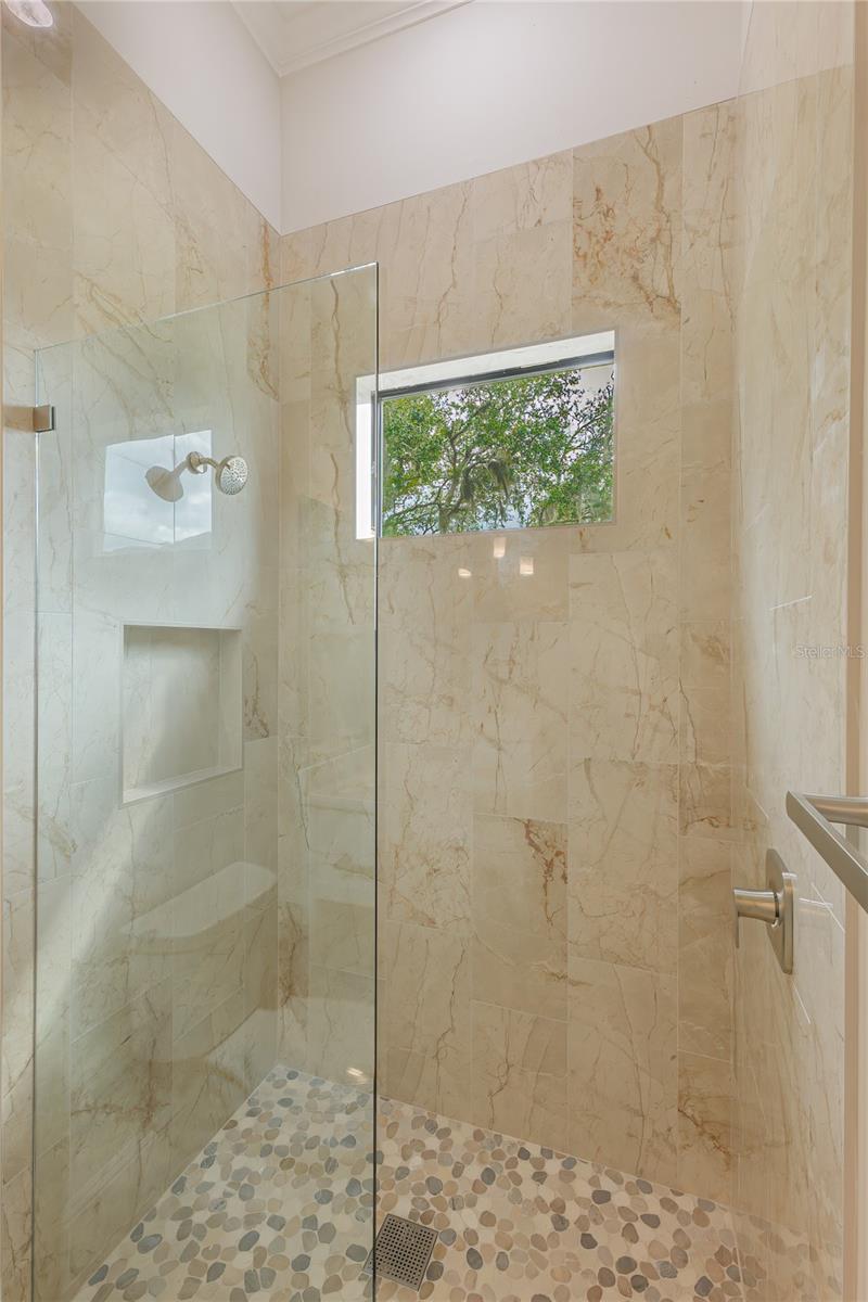 ISLAND ESTATES SUB - Residential