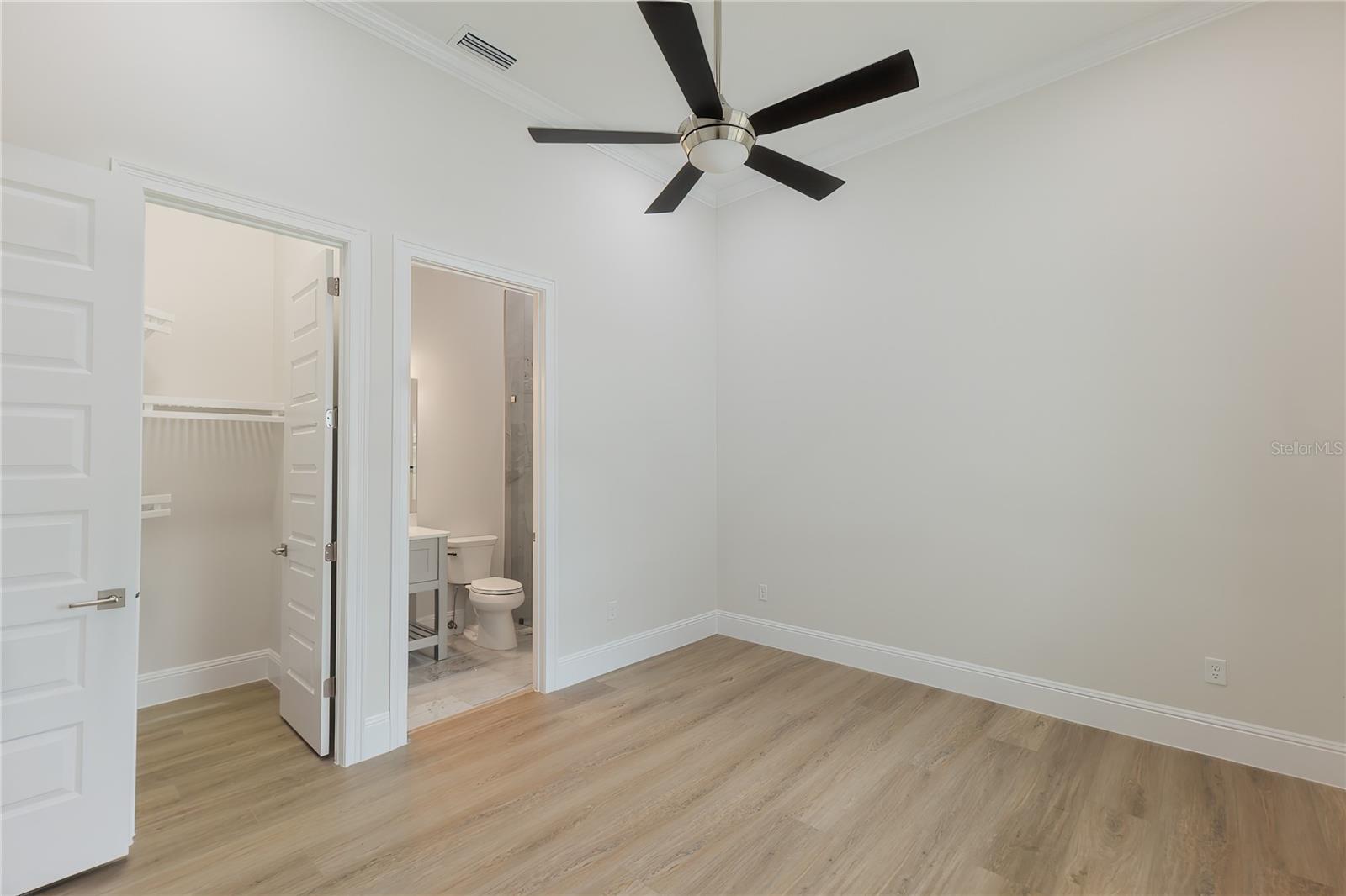 ISLAND ESTATES SUB - Residential