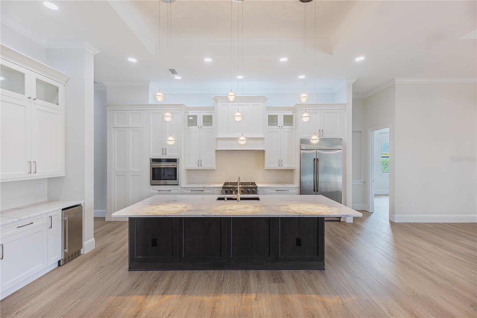 ISLAND ESTATES SUB - Residential