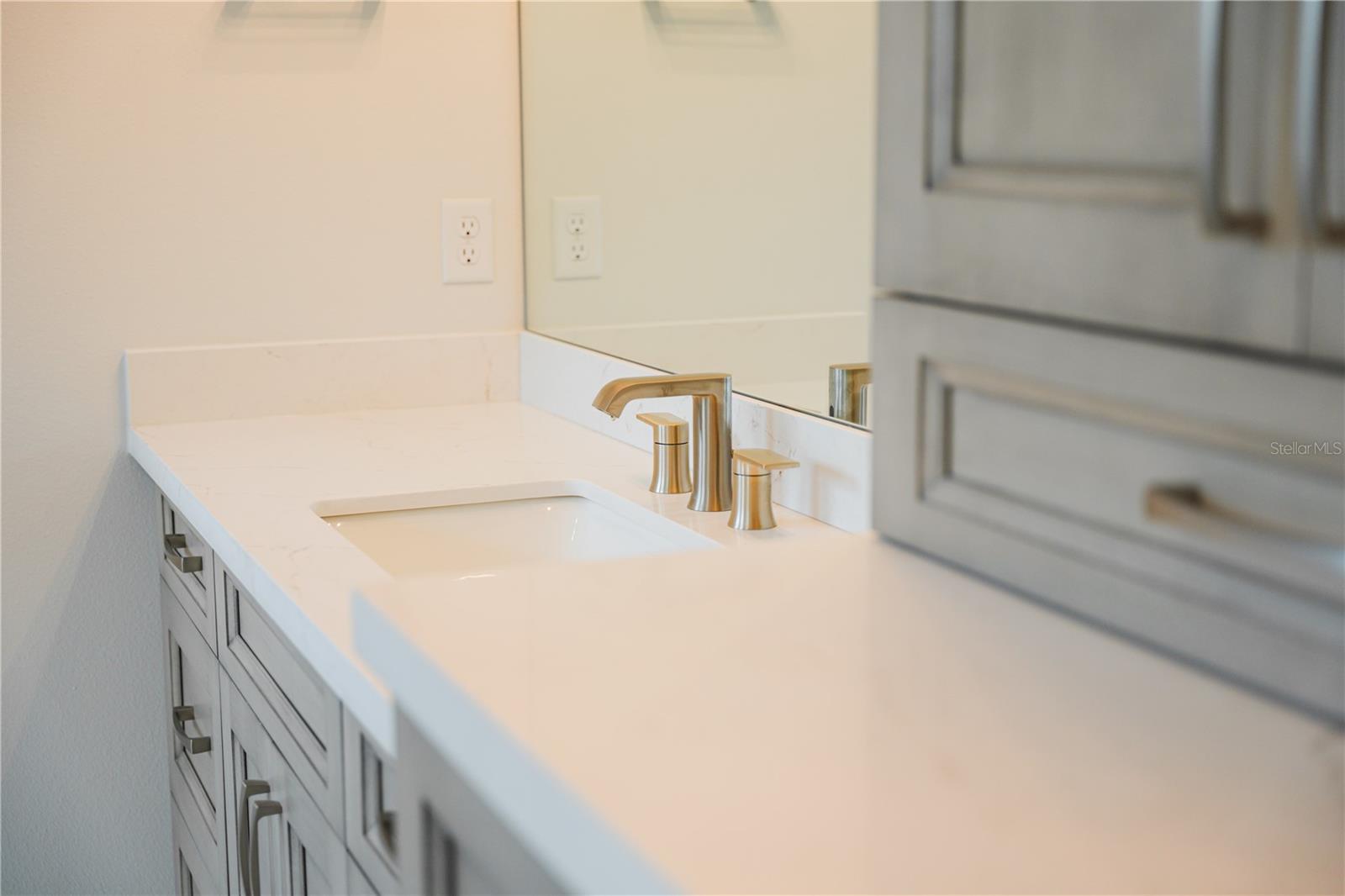 ISLAND ESTATES SUB - Residential