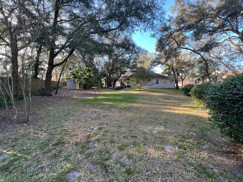 A home in APOPKA