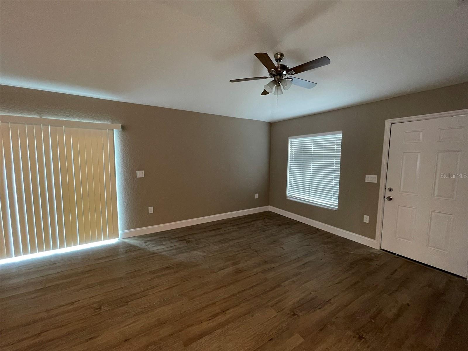 1112-1120 GAY ROAD