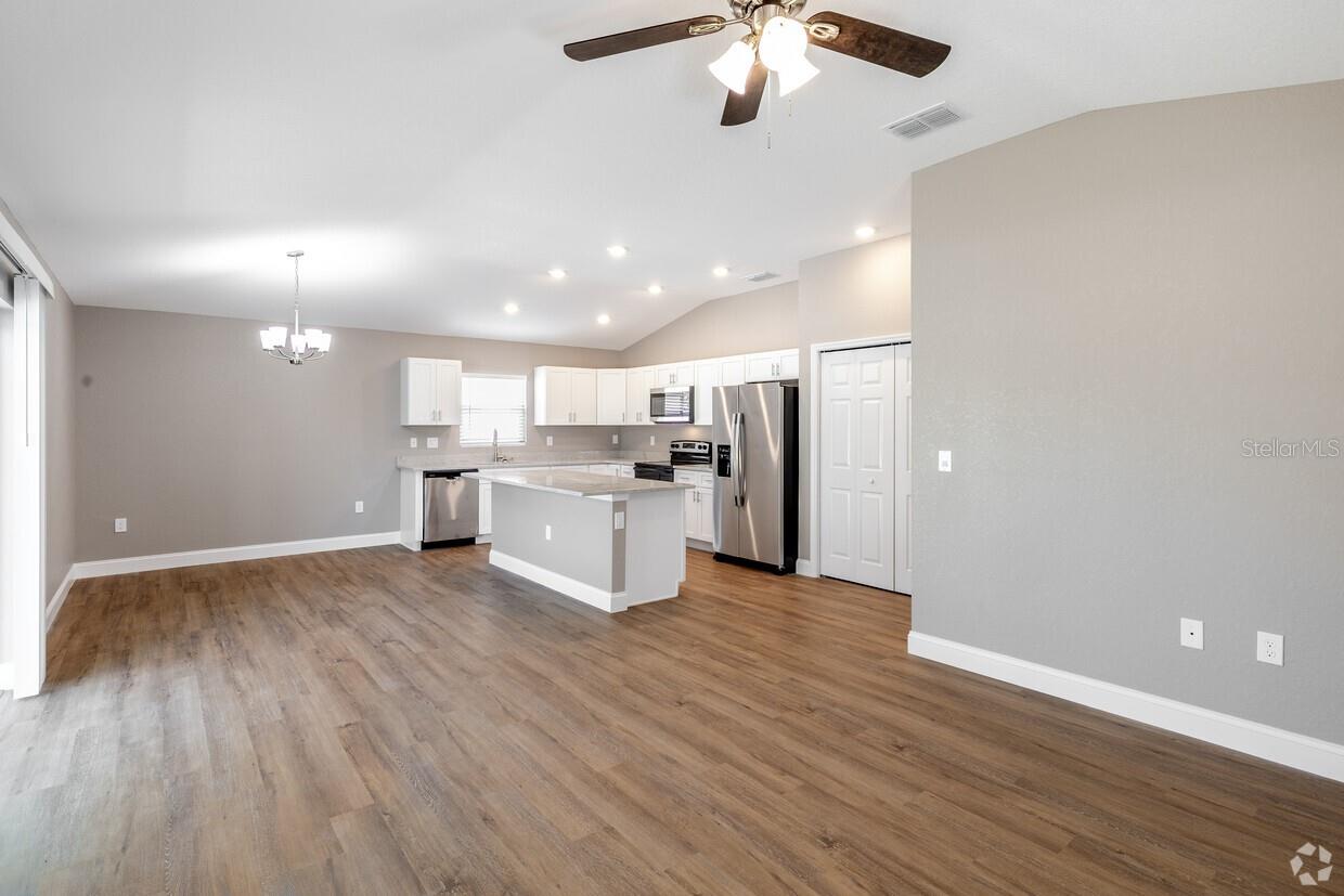 1112-1120 GAY ROAD