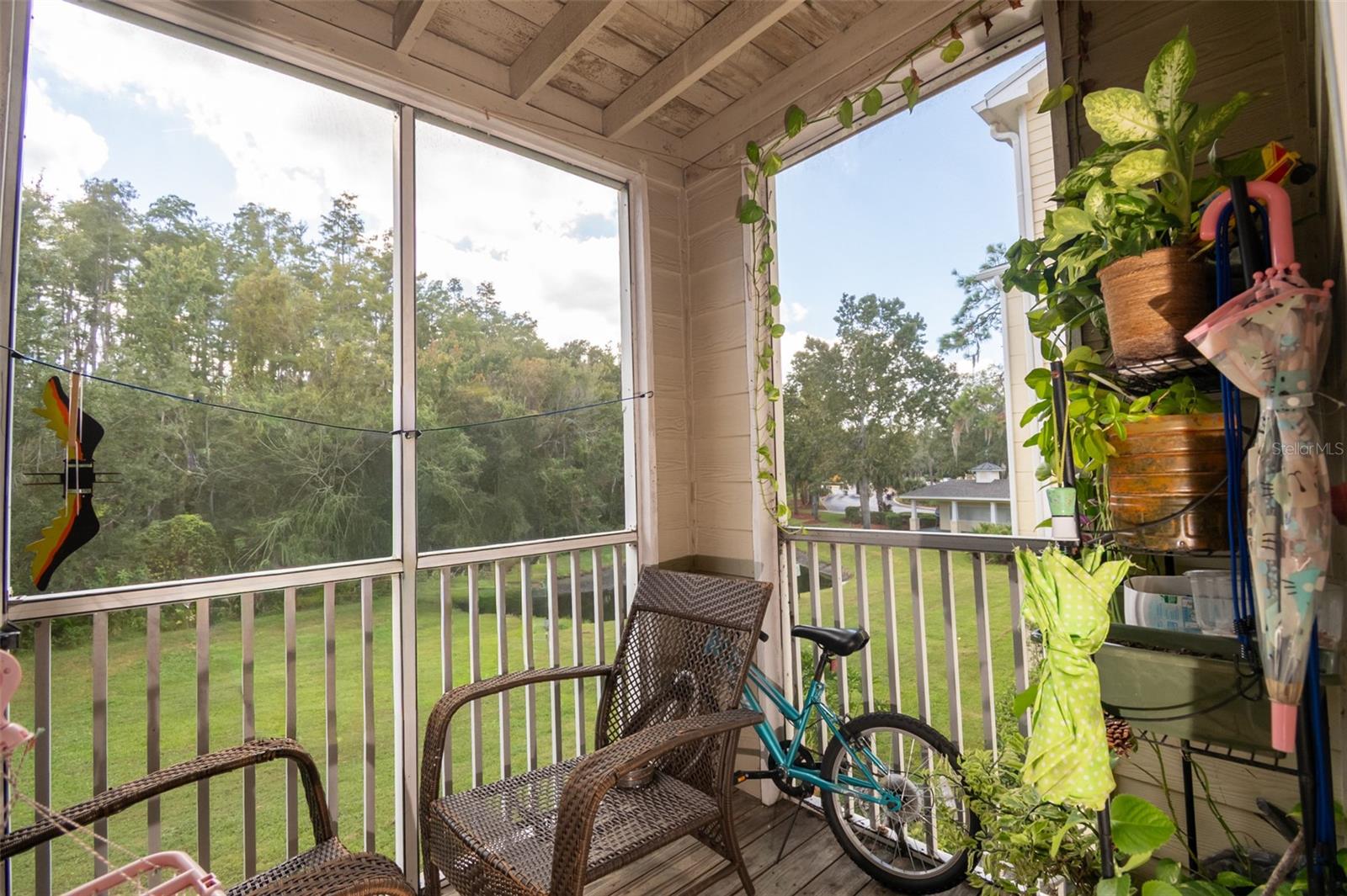 EQUESTRIAN PARC AT HIGHWOODS P - Residential