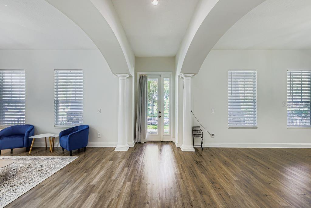 7121 BLUE INDIGO CRESCENT