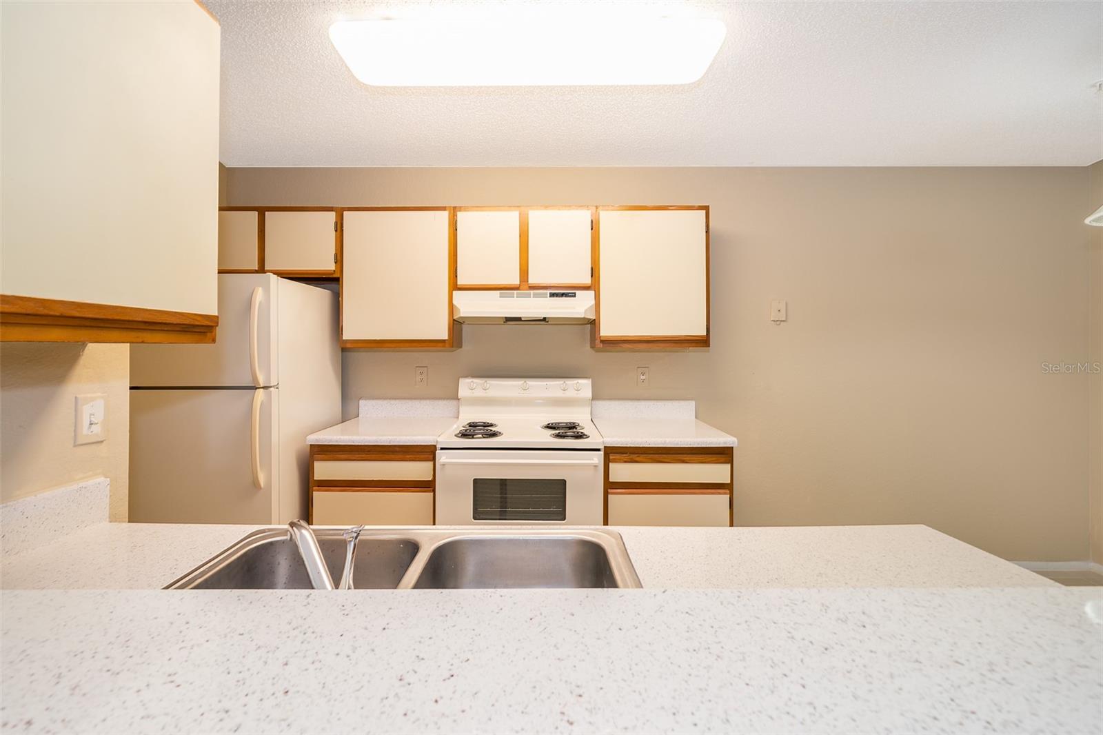 LANDING A CONDO - Residential Lease