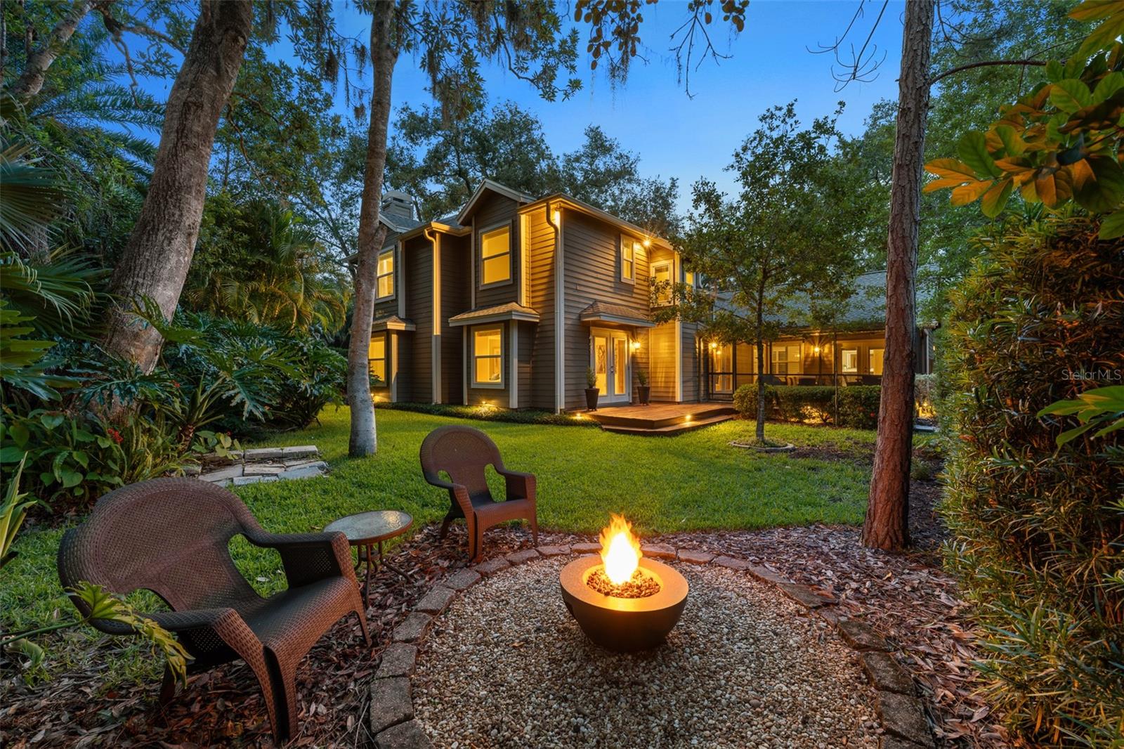 344 CASCADE LANE