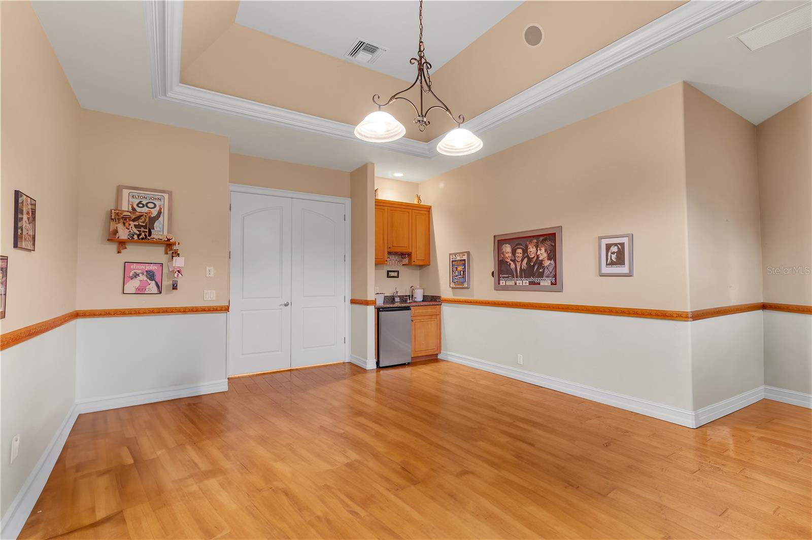 ACREAGE HEADER - Residential