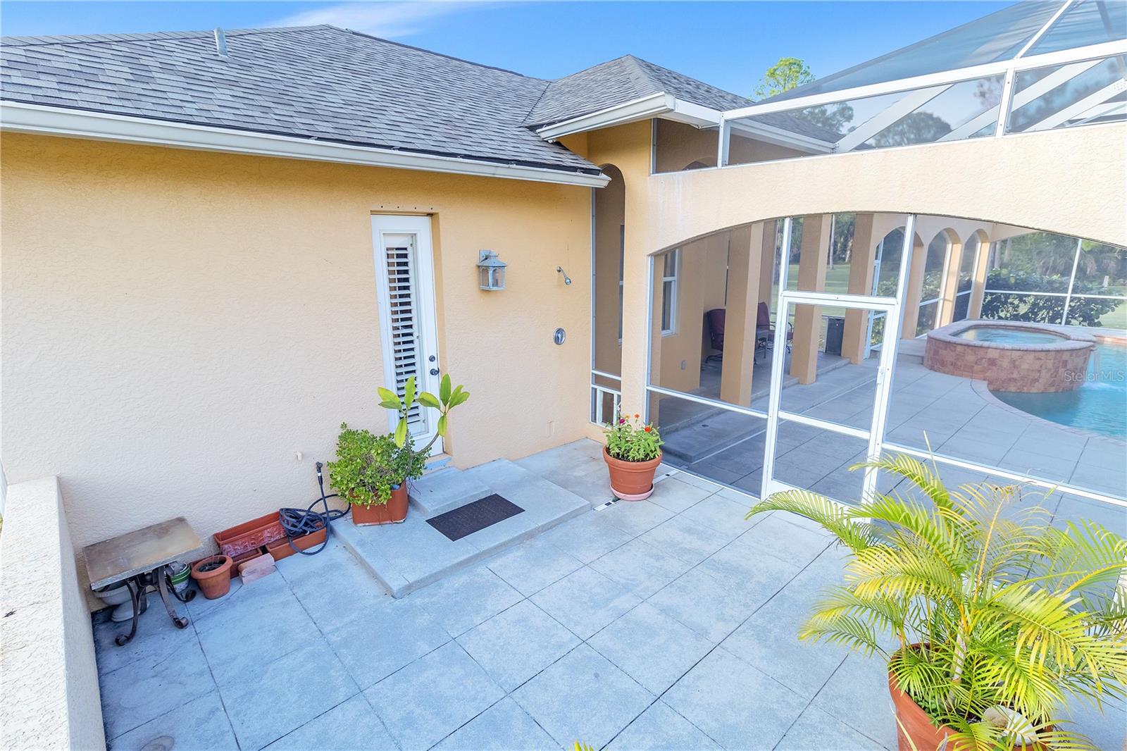 ACREAGE HEADER - Residential