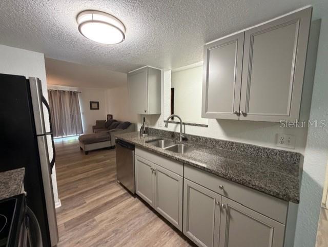 GARDEN WALK PH 1 - Residential