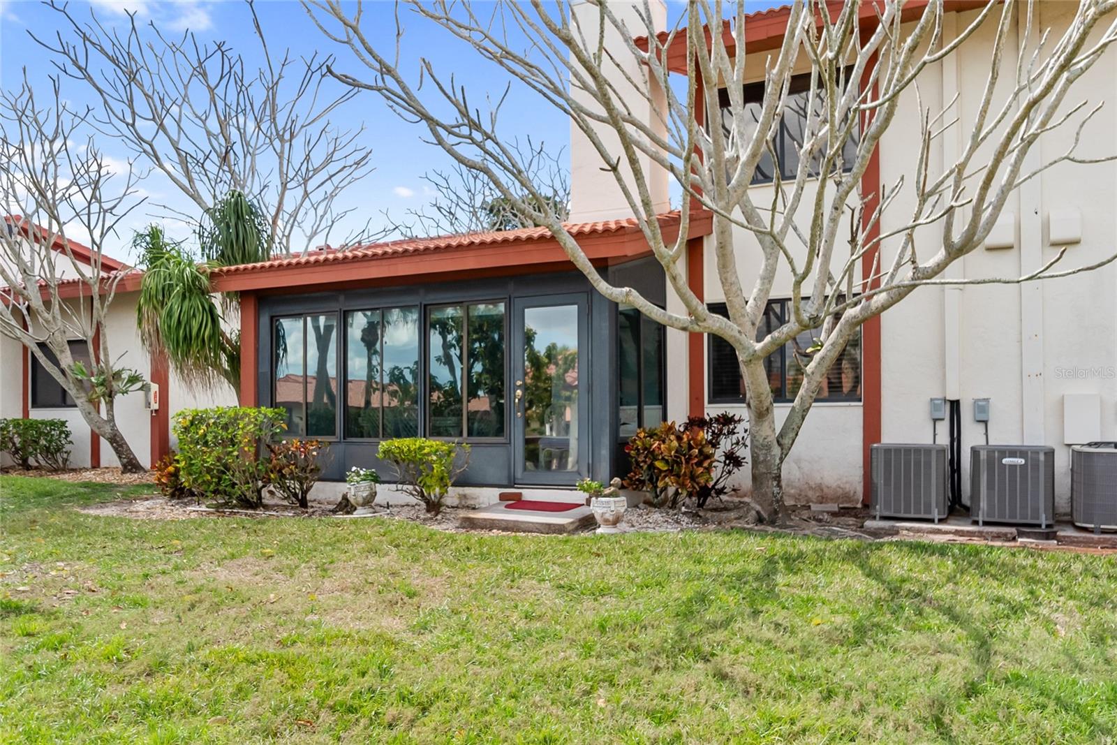 SORRENTO INLET - Residential