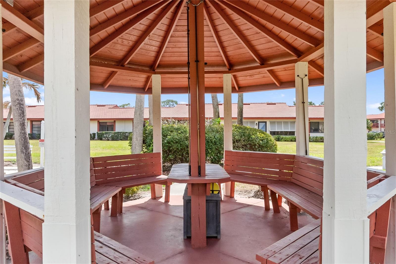 SORRENTO INLET - Residential